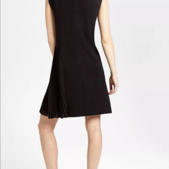 SOLD NWT Theory Pleated Day Dress L - Picture 4 of 4